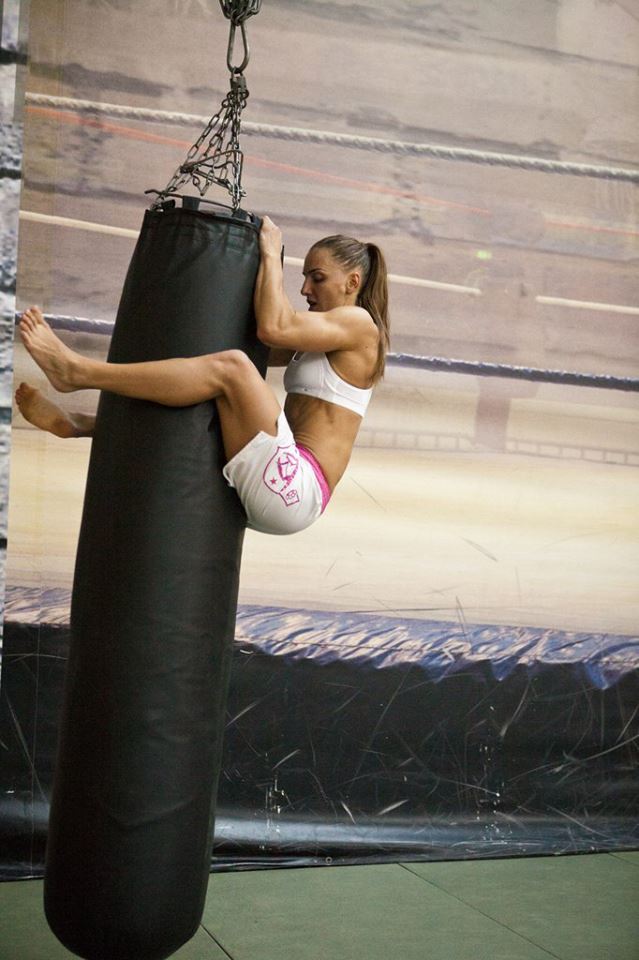 Aleksandra Albu - piękna zawodniczka UFC